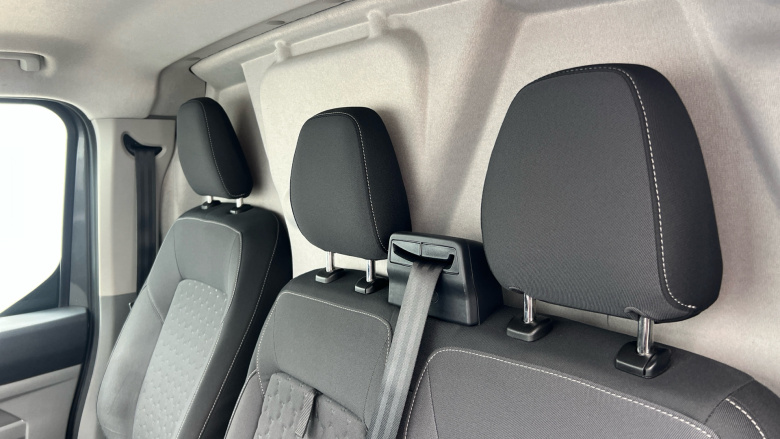 Ford Transit Custom 300 L1 Diesel Fwd 2.0 EcoBlue 136ps H1 Van Limited